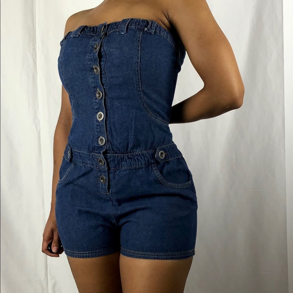Strapless romper
